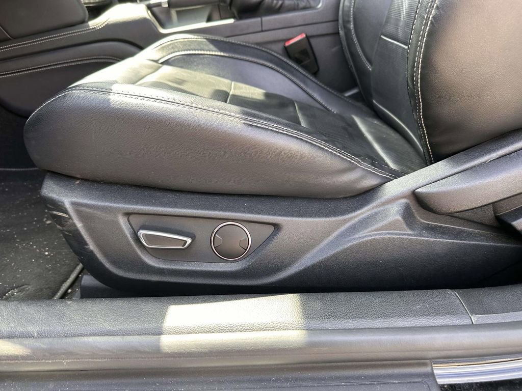 Used 2019 Ford Mustang GT Premium w/ Equipment Group 401A image 11