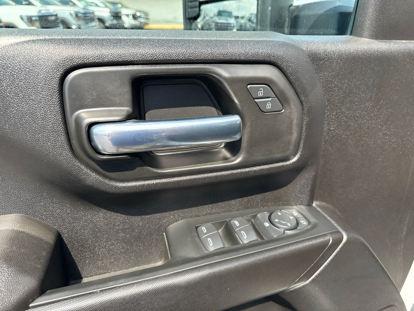 Certified 2024 Chevrolet Silverado 2500 Custom w/ Custom Convenience Package AWD/4WD image 10
