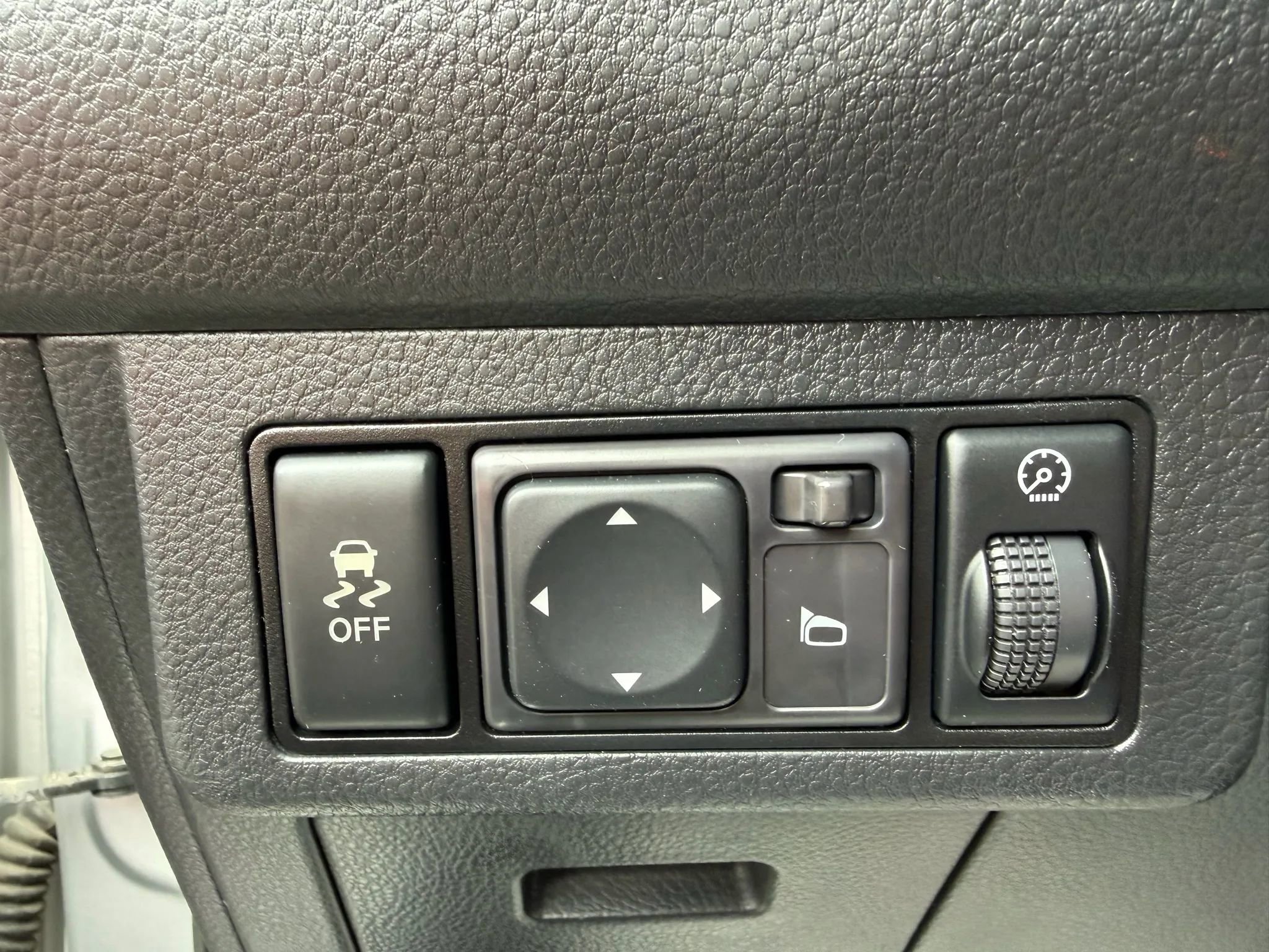 Used 2011 Nissan Versa 1.8 S w/ PWR Plus Pkg image 26