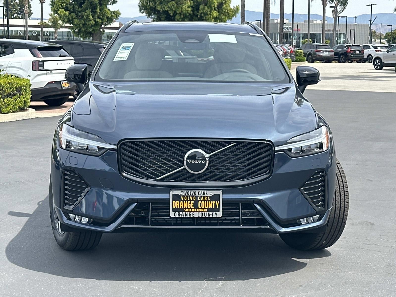 New 2026 Volvo XC60 B5 Core w/ Climate Package AWD/4WD image 2