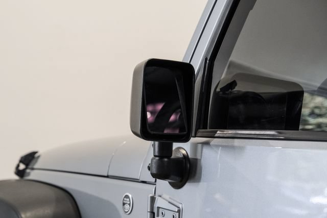 Used 2015 Jeep Wrangler Unlimited Sport AWD/4WD image 39