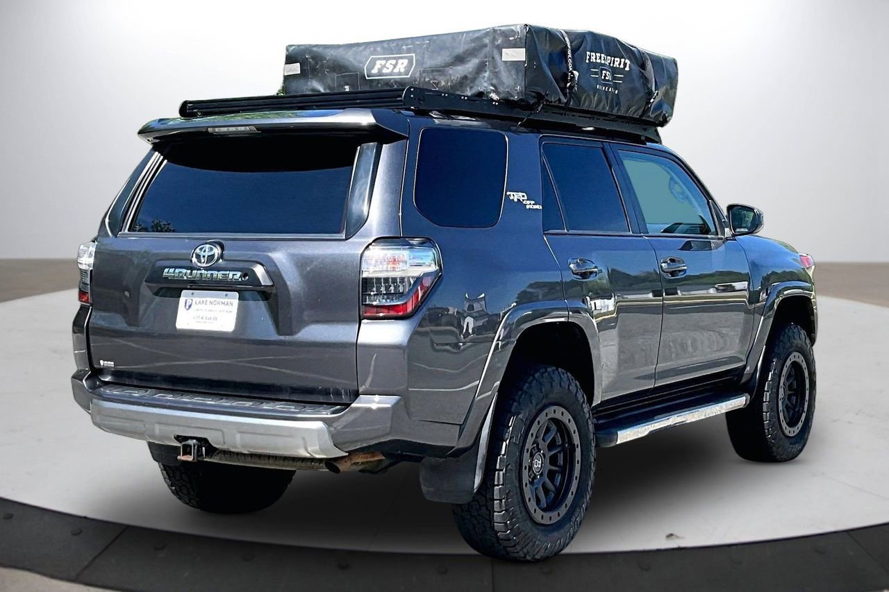 Used 2019 Toyota 4Runner TRD Off-Road image 9