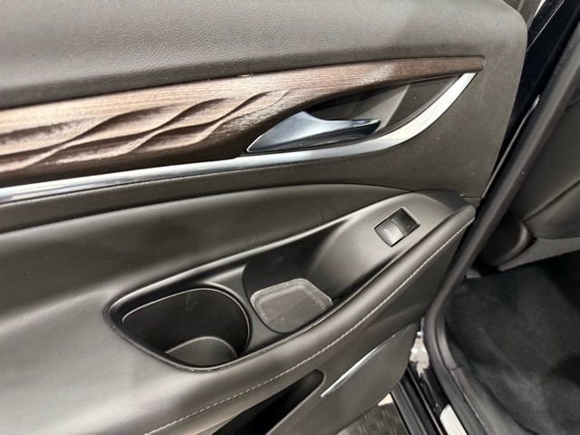 Used 2023 Buick Enclave Avenir w/ Avenir Technology Package image 19