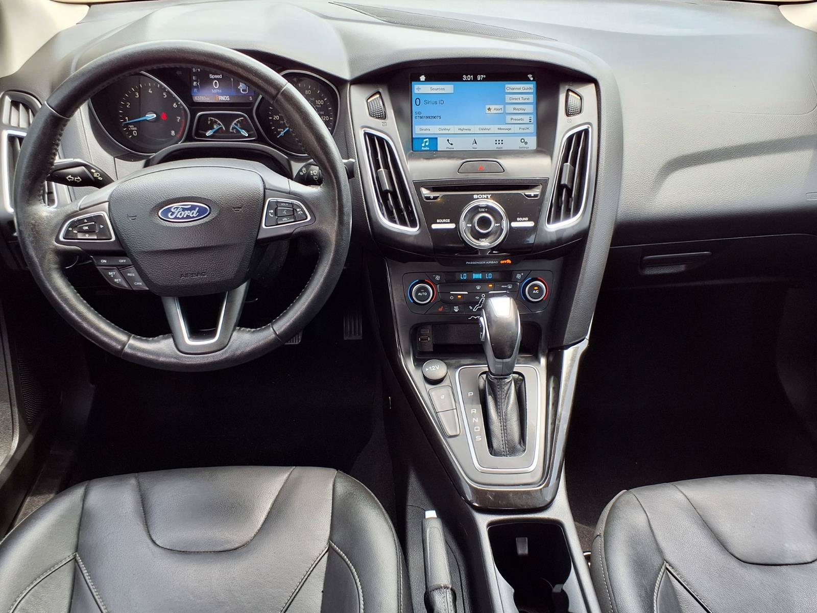 Used 2018 Ford Focus Titanium FWD image 4