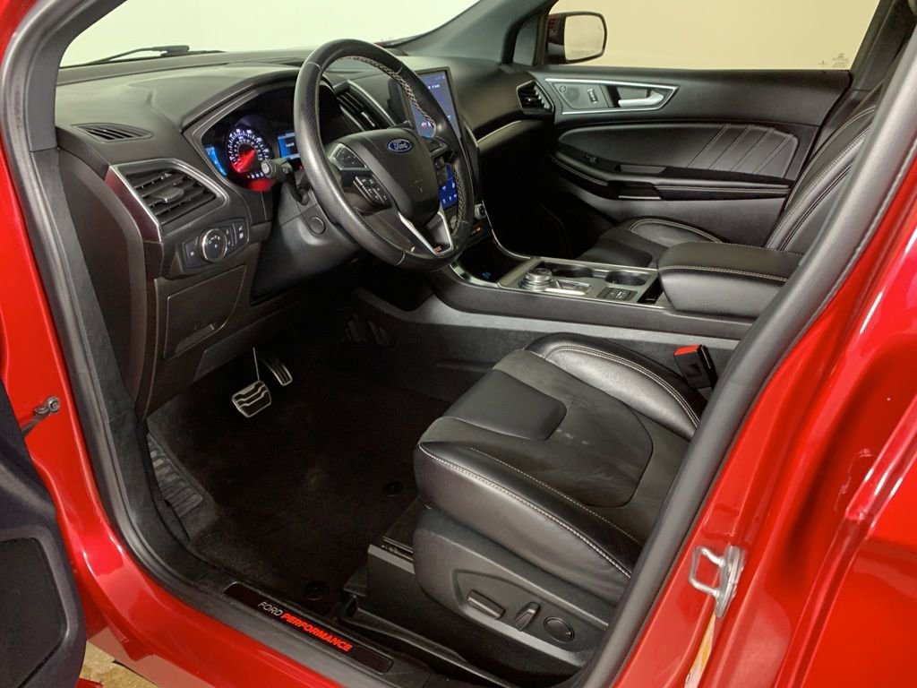 Used 2022 Ford Edge ST w/ Equipment Group 401A image 31
