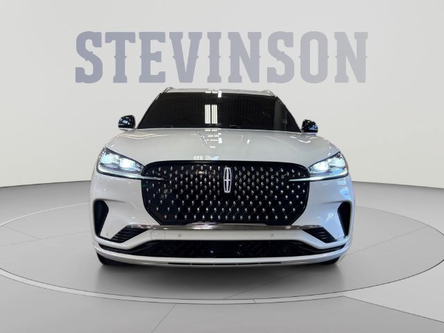 Used 2025 Lincoln Aviator Black Label AWD/4WD image 8