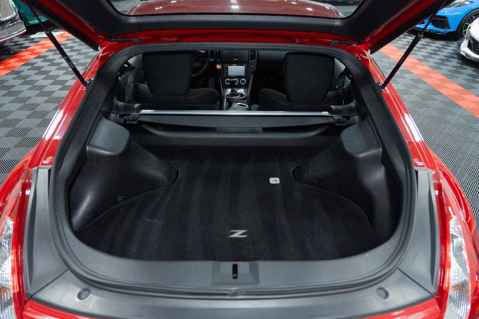Used 2016 Nissan 370Z Coupe RWD image 20
