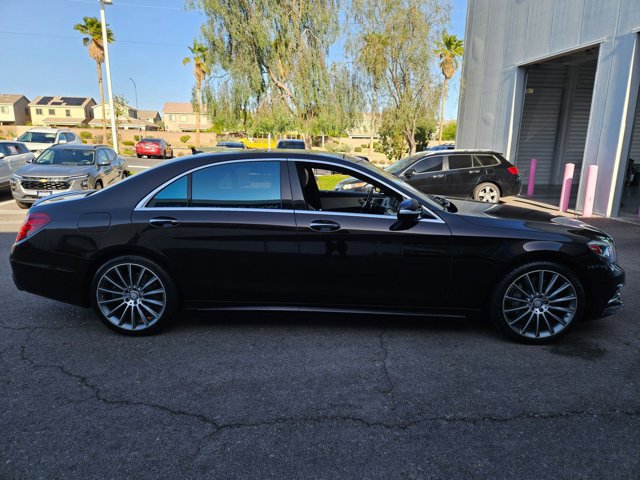 Used 2017 Mercedes-Benz S 550 Sedan image 4