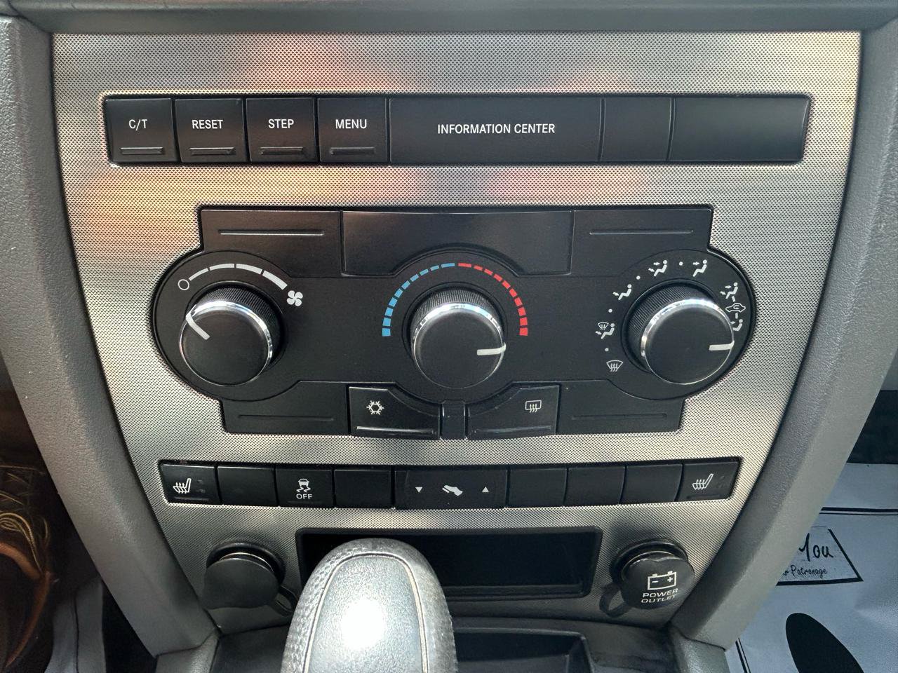 Used 2007 Jeep Grand Cherokee Laredo AWD/4WD image 24