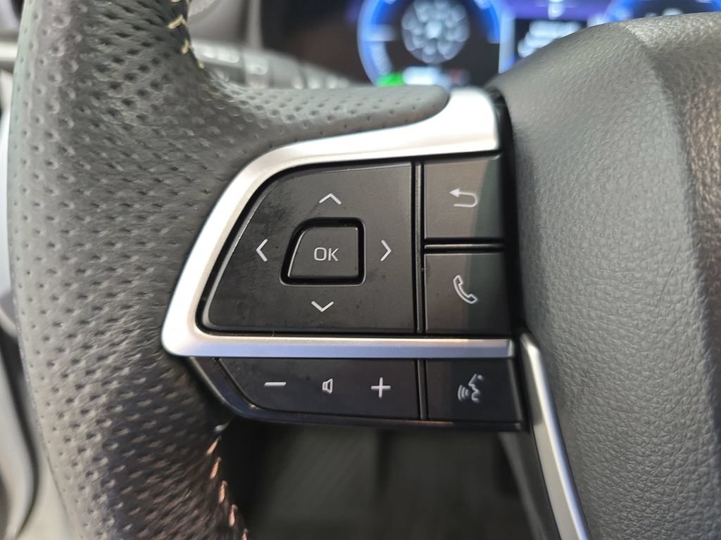 Certified 2025 Toyota Sienna XSE AWD/4WD image 22