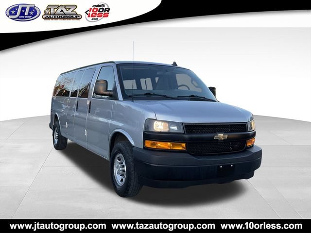 Used 2021 Chevrolet Express 3500 LS RWD image 1