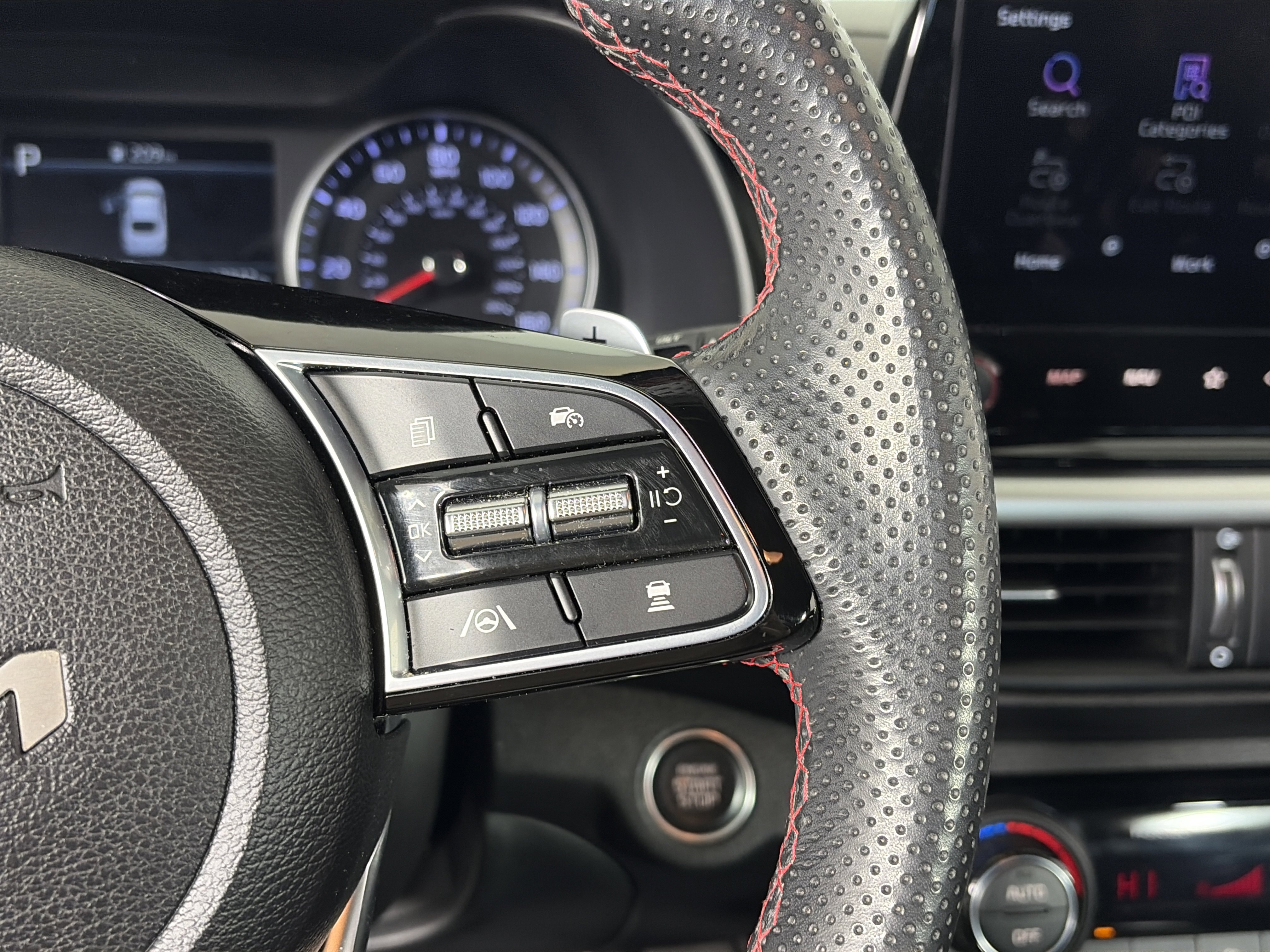 Certified 2023 Kia Forte GT image 29