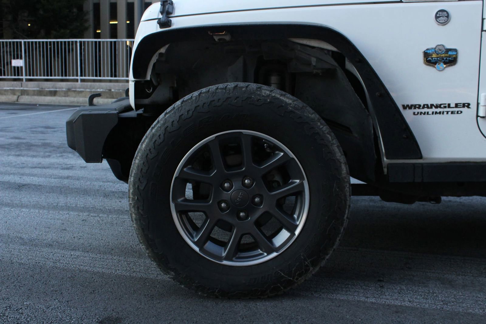 Used 2012 Jeep Wrangler Unlimited Sahara AWD/4WD image 11