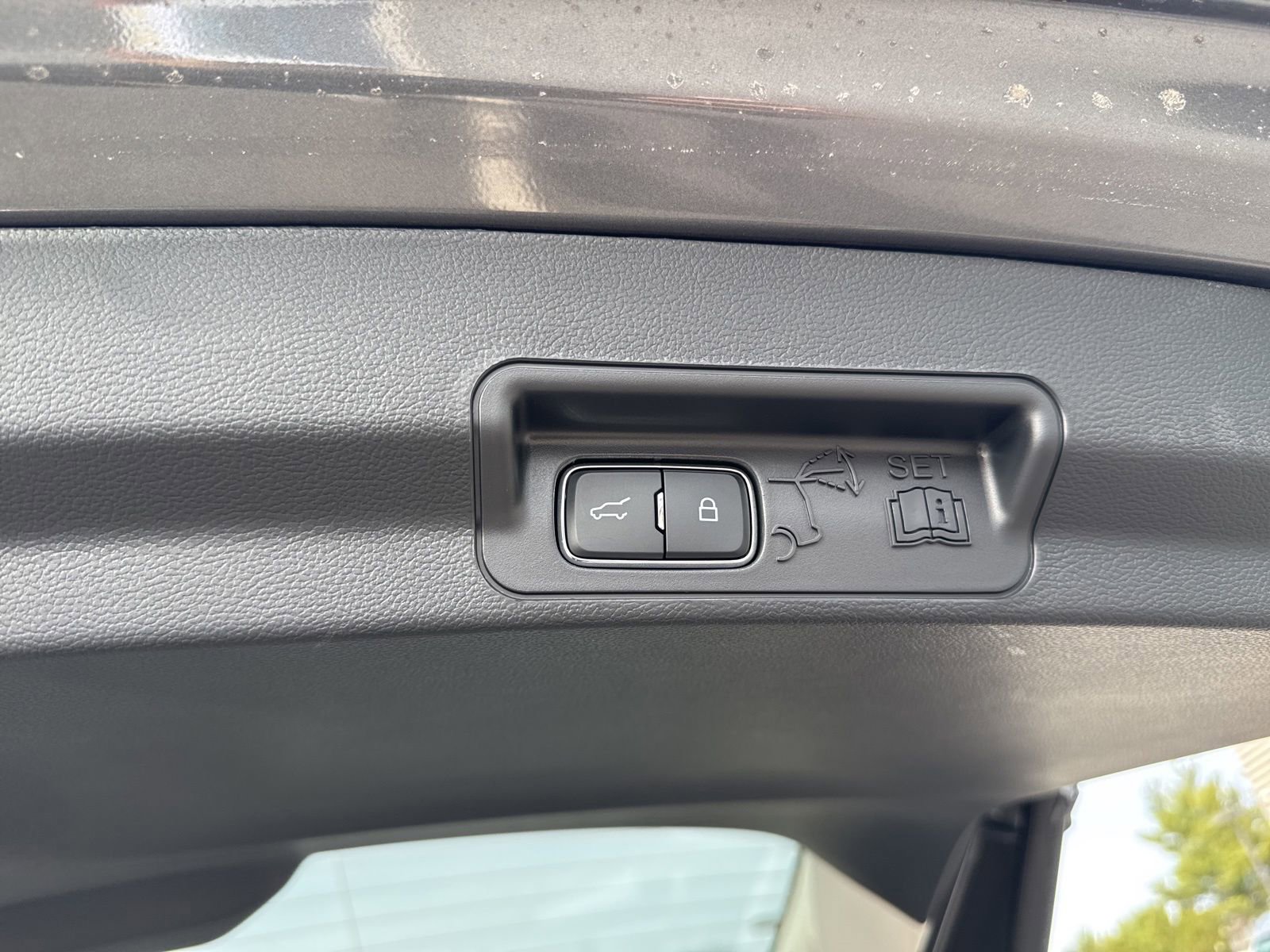 New 2026 Ford Explorer Platinum w/ LUX Leather Package image 40