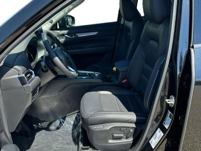 New 2025 MAZDA CX-5 AWD 2.5 S w/ Premium Plus Pkg image 8