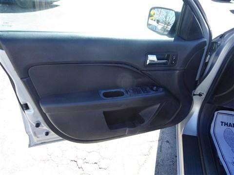 Used 2006 Mercury Milan Premier image 9