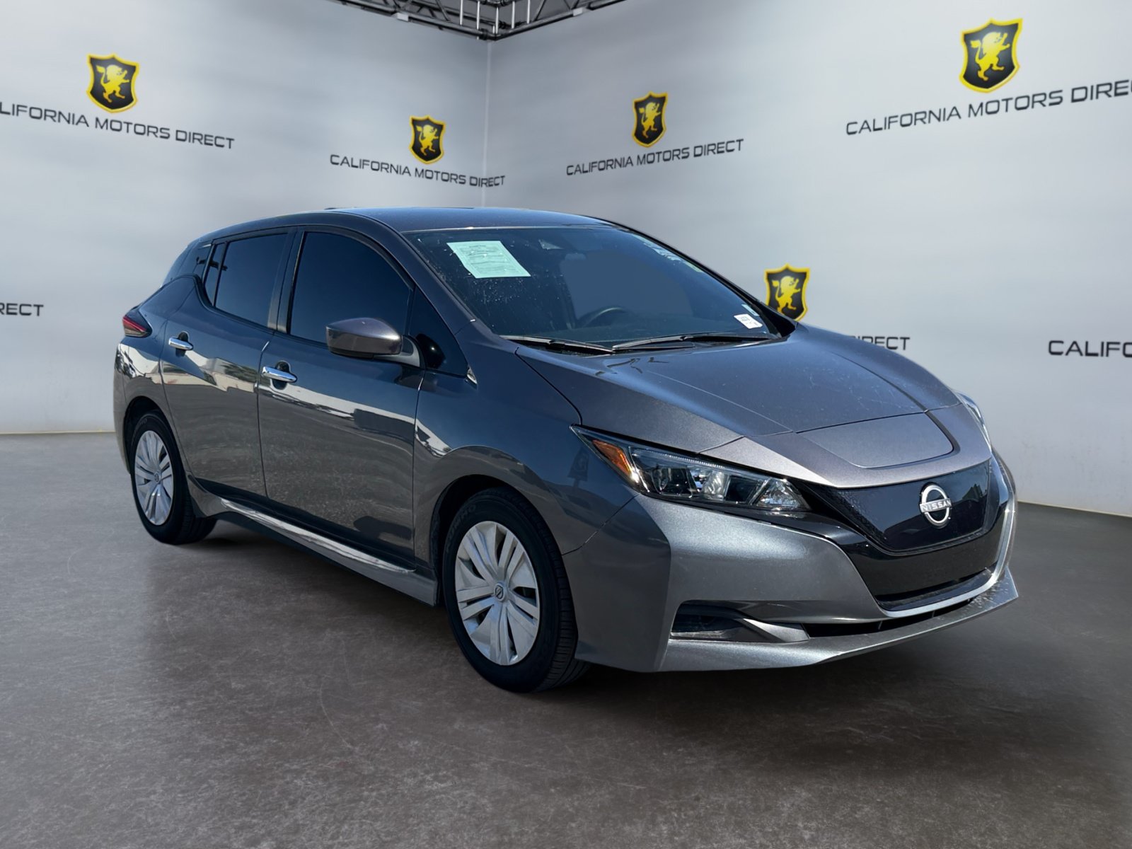 Used 2025 Nissan Leaf S FWD image 7