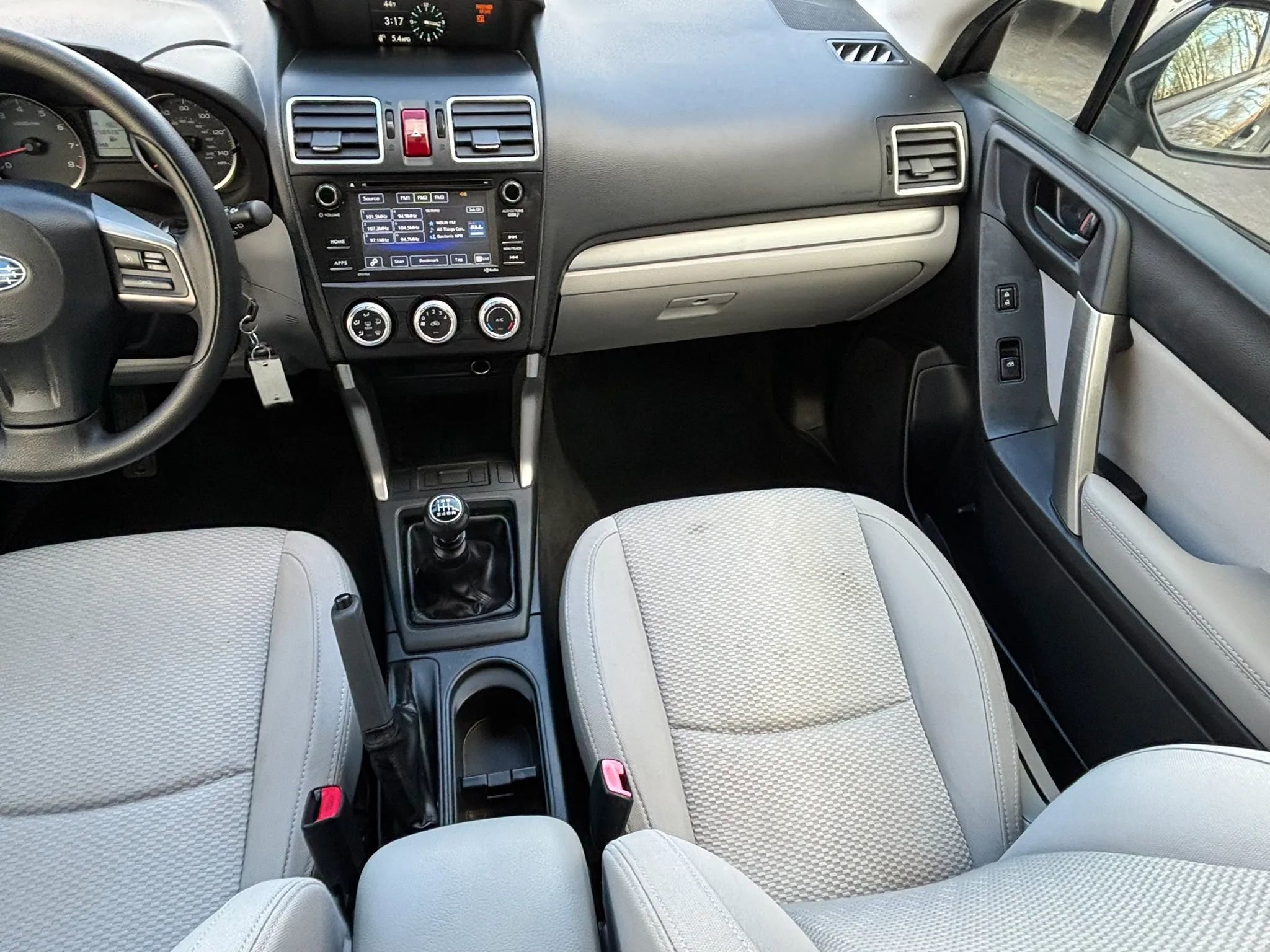 Used 2016 Subaru Forester 2.5i image 23