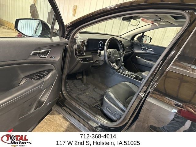Used 2023 Kia Sportage SX image 9