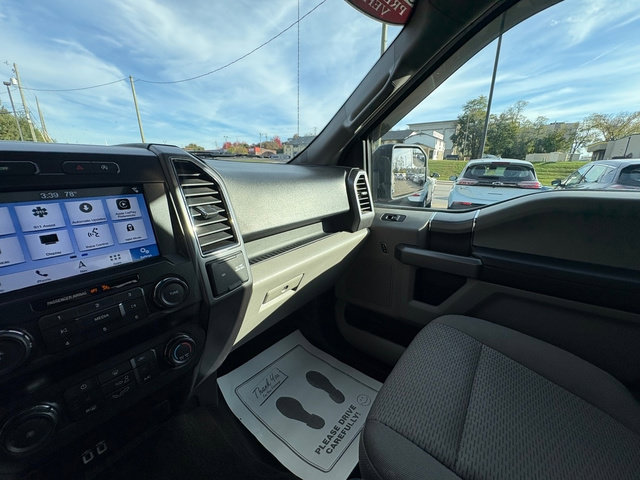 Used 2019 Ford F150 XLT w/ Equipment Group 302A Luxury AWD/4WD image 39