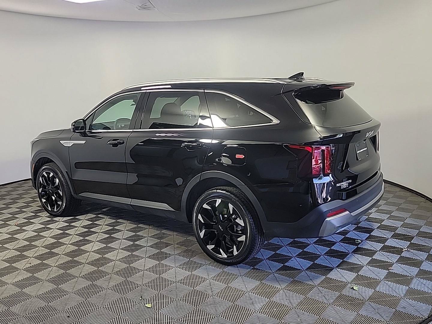 Certified 2026 Kia Sorento EX AWD/4WD image 11