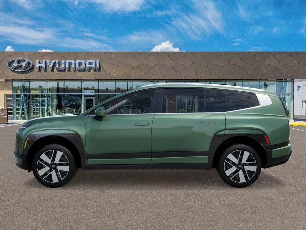 New 2026 Hyundai Ioniq 9 SEL image 3