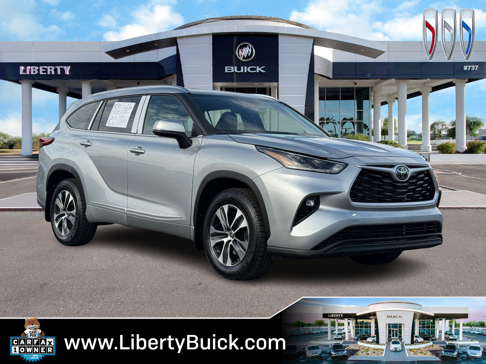 Used 2021 Toyota Highlander XLE image 1