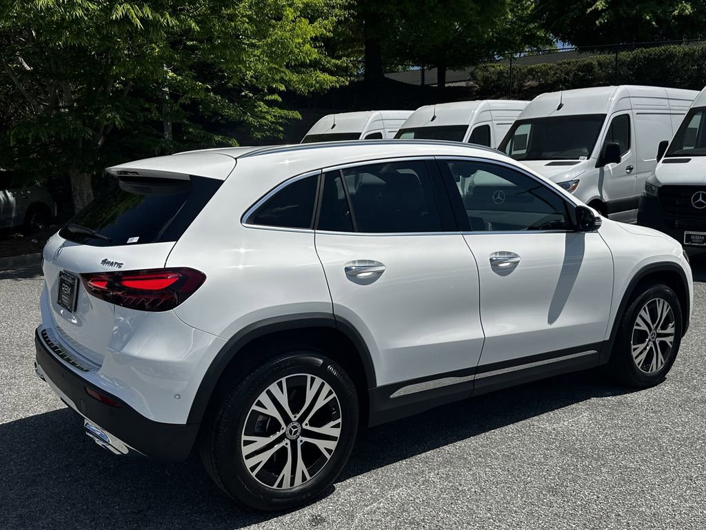 Certified 2025 Mercedes-Benz GLA 250 4MATIC image 8