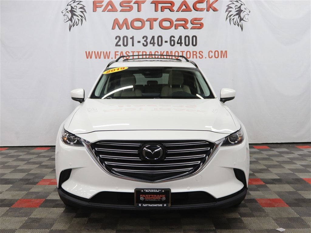 Used 2019 MAZDA CX-9 Touring w/ Touring Premium Package FWD image 2