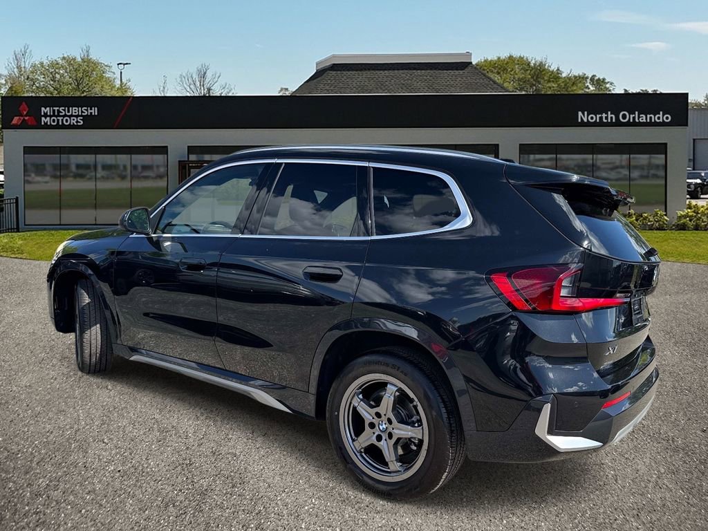 Used 2025 BMW X1 xDrive28i image 3