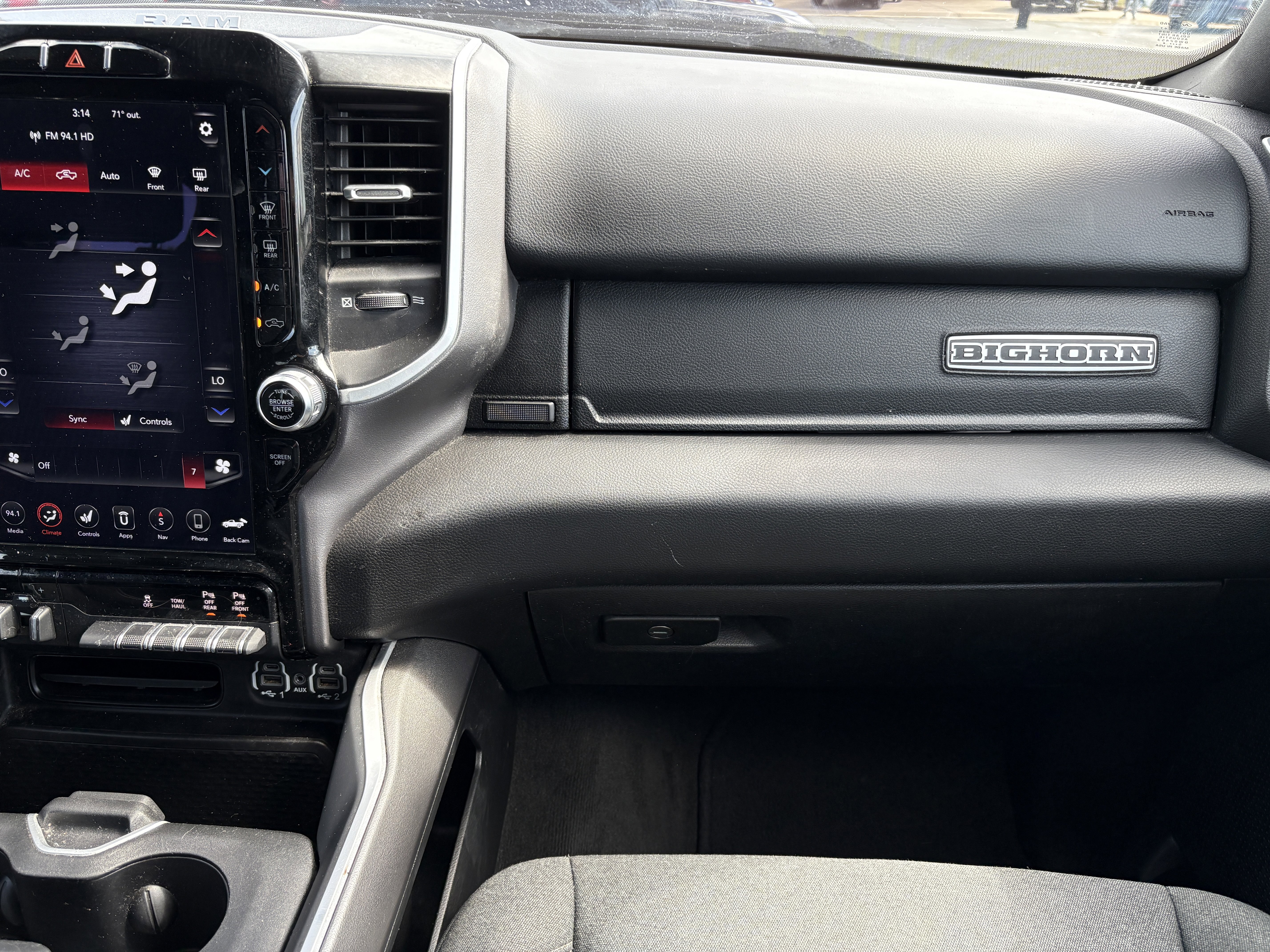 Used 2020 RAM 1500 Big Horn image 13