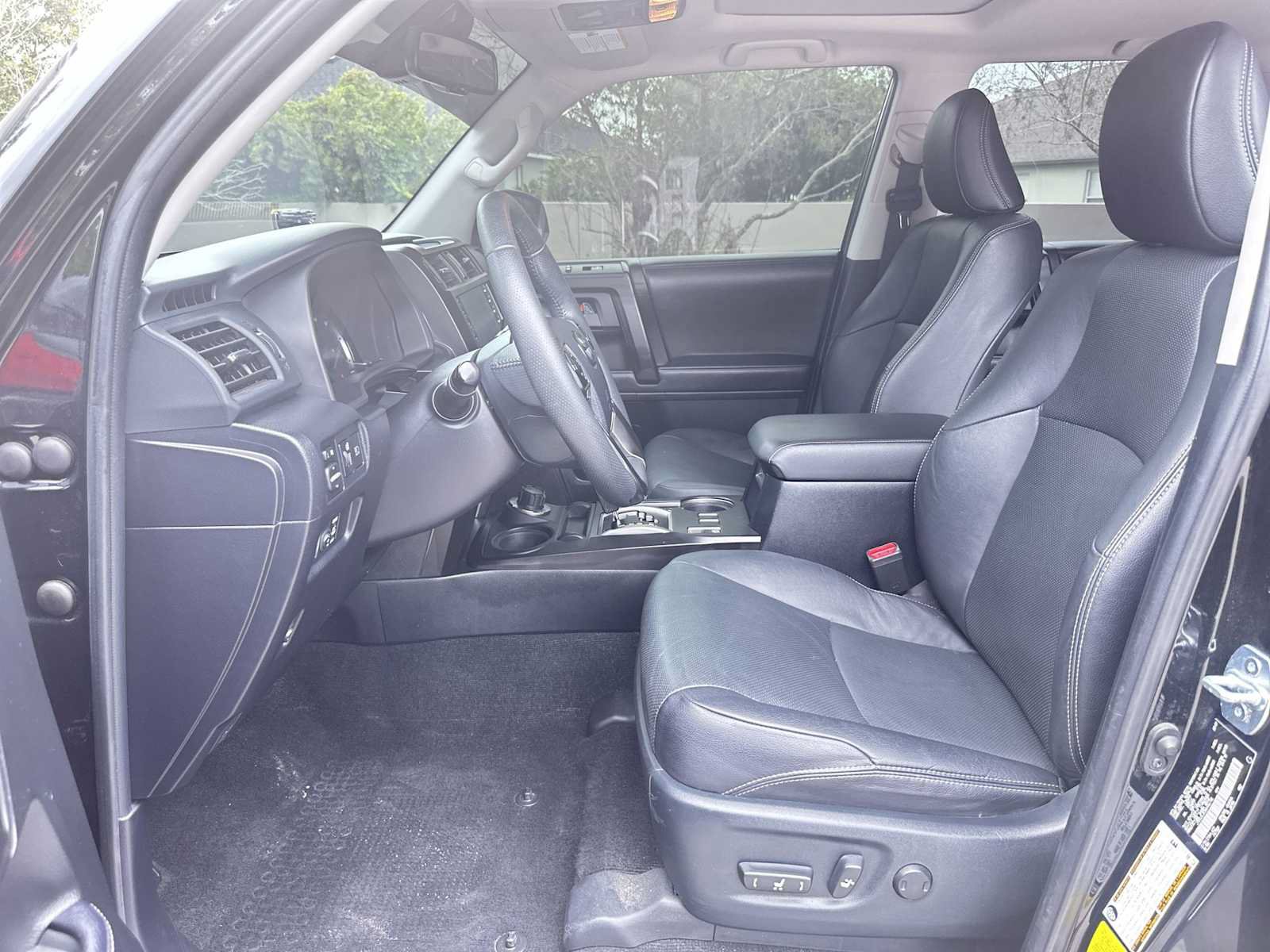 Used 2021 Toyota 4Runner Limited AWD/4WD image 15