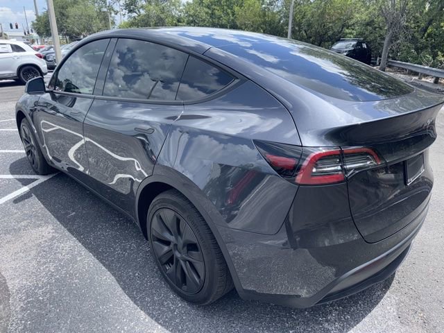 Used 2024 Tesla Model Y Long Range RWD image 6