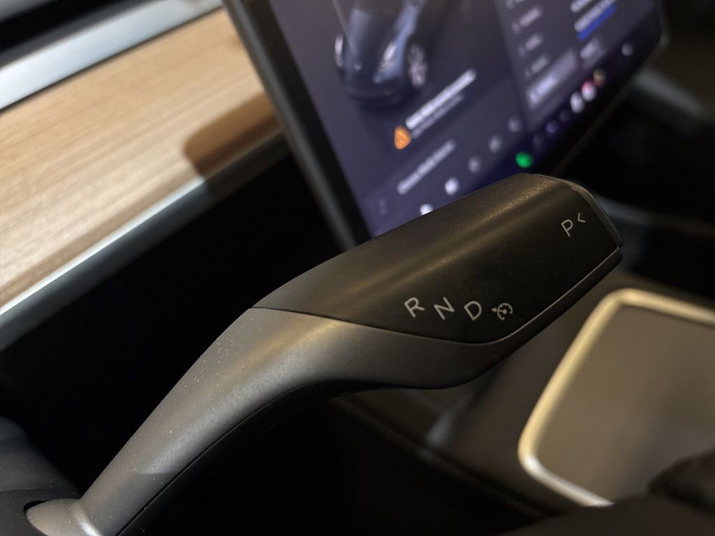 Used 2024 Tesla Model Y Long Range image 38