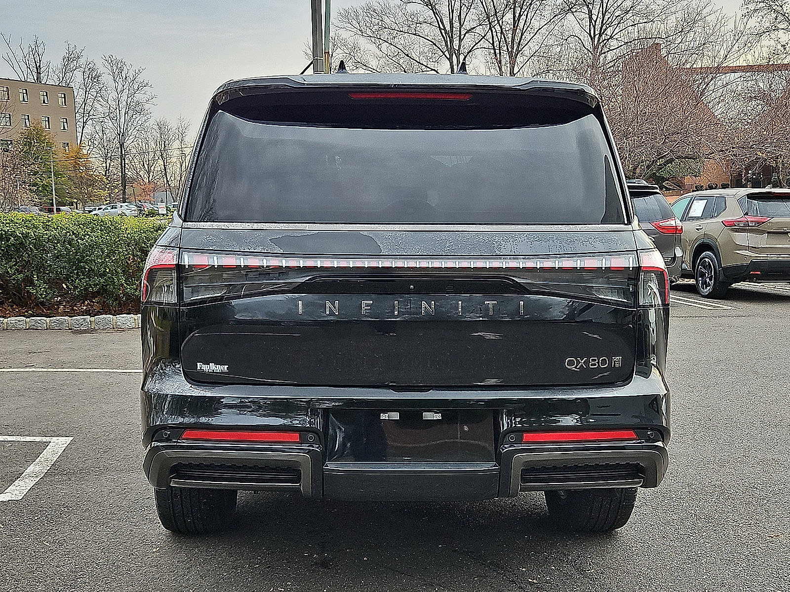 Certified 2025 INFINITI QX80 Autograph image 5