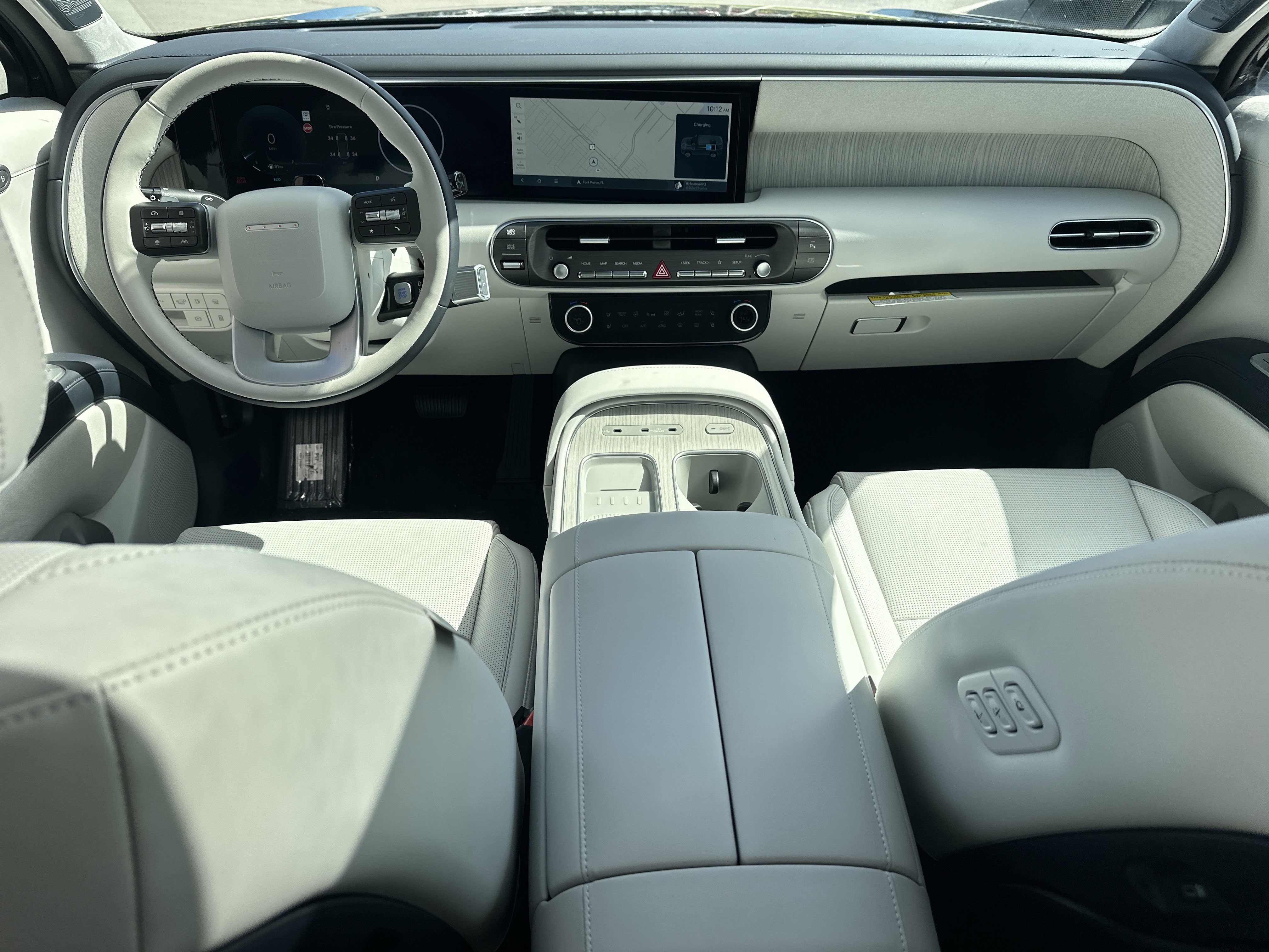 New 2026 Hyundai Palisade Calligraphy FWD image 14