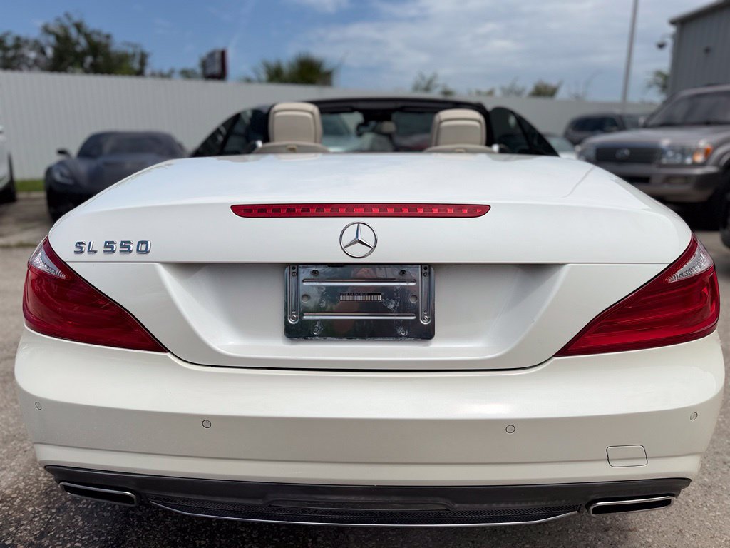 Used 2013 Mercedes-Benz SL 550 image 17