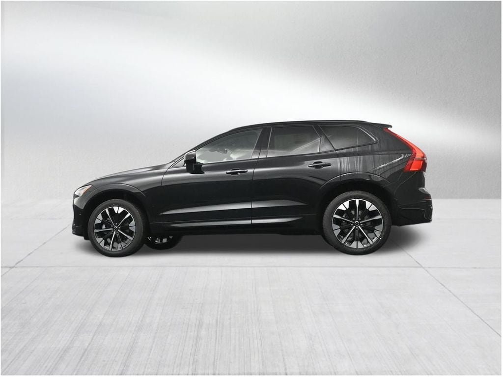 New 2026 Volvo XC60 B5 Plus AWD/4WD image 22
