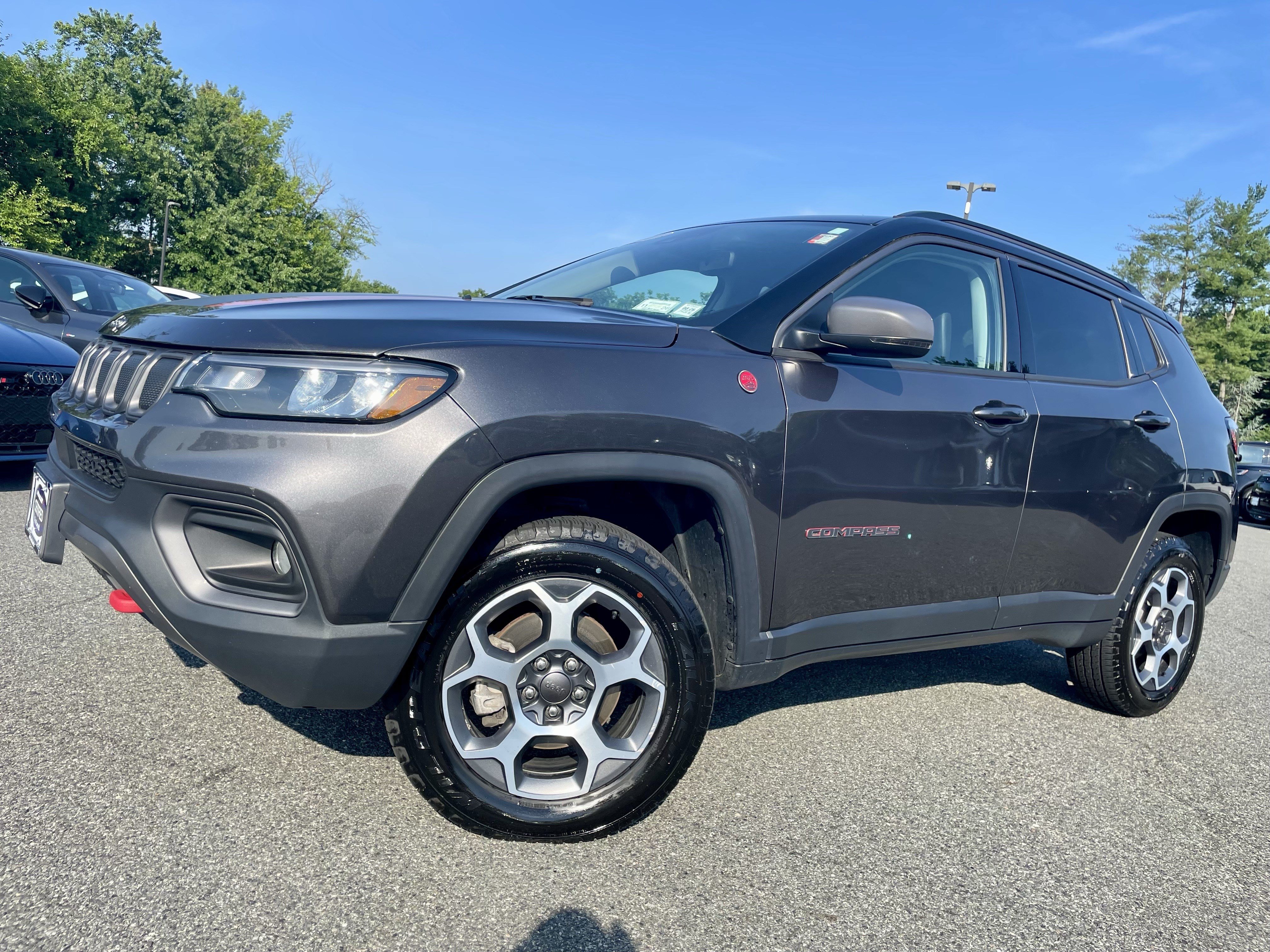 Used 2022 Jeep Compass Trailhawk w/ Trailhawk Convenience Group AWD/4WD image 34