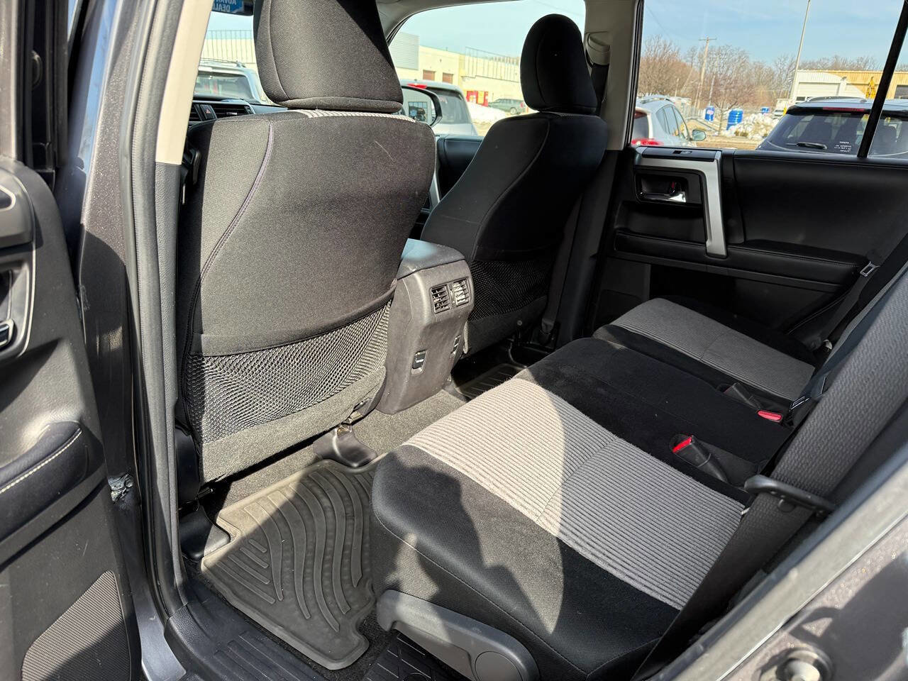 Used 2016 Toyota 4Runner SR5 image 31