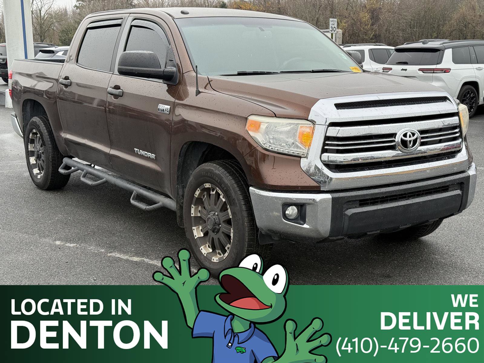 Used 2017 Toyota Tundra SR5 w/ SR5 Upgrade Package image 3