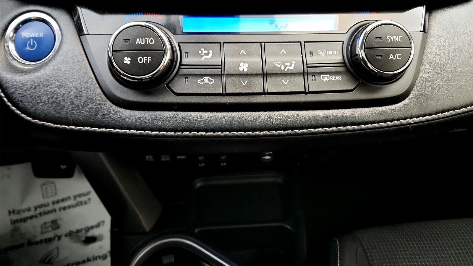 Certified 2018 Toyota RAV4 XLE w/ Carpet Mat Package image 30