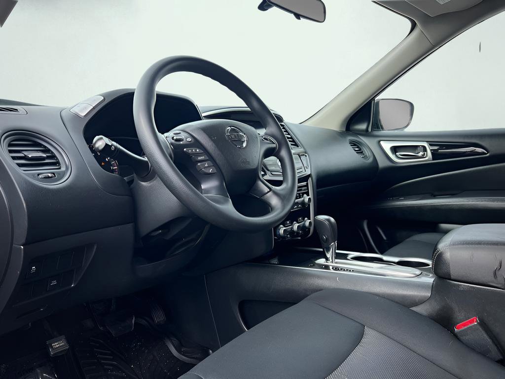 Used 2019 Nissan Pathfinder S image 33