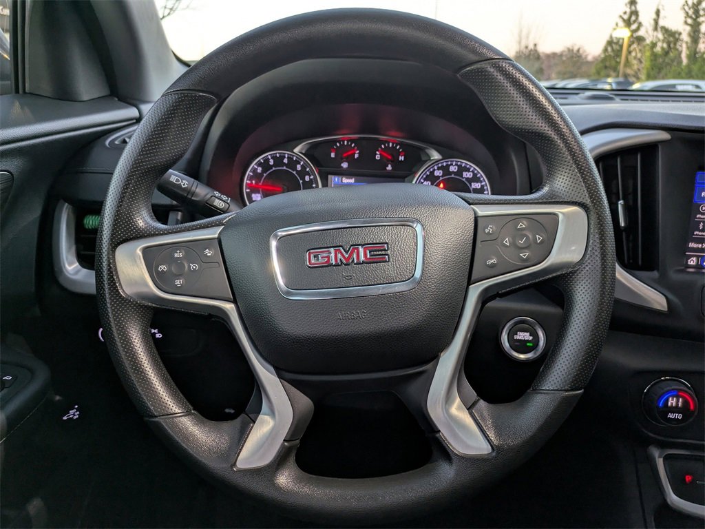 Used 2023 GMC Terrain SLE w/ Driver Convenience Package image 15