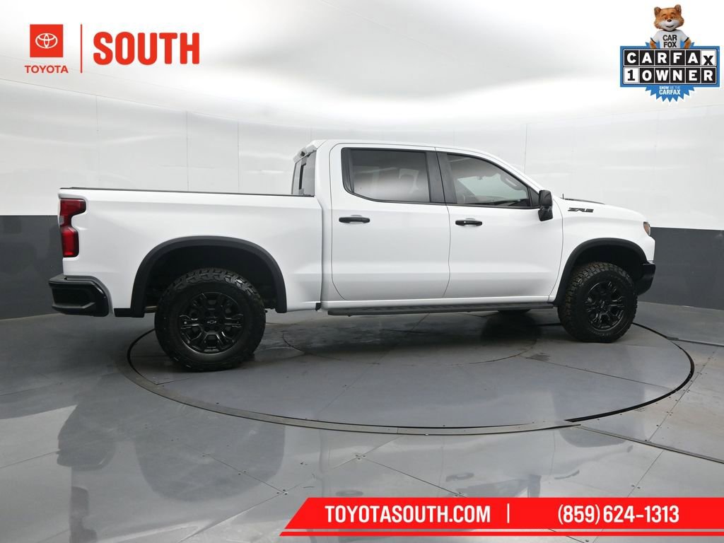 Used 2022 Chevrolet Silverado 1500 ZR2 w/ Technology Package image 3