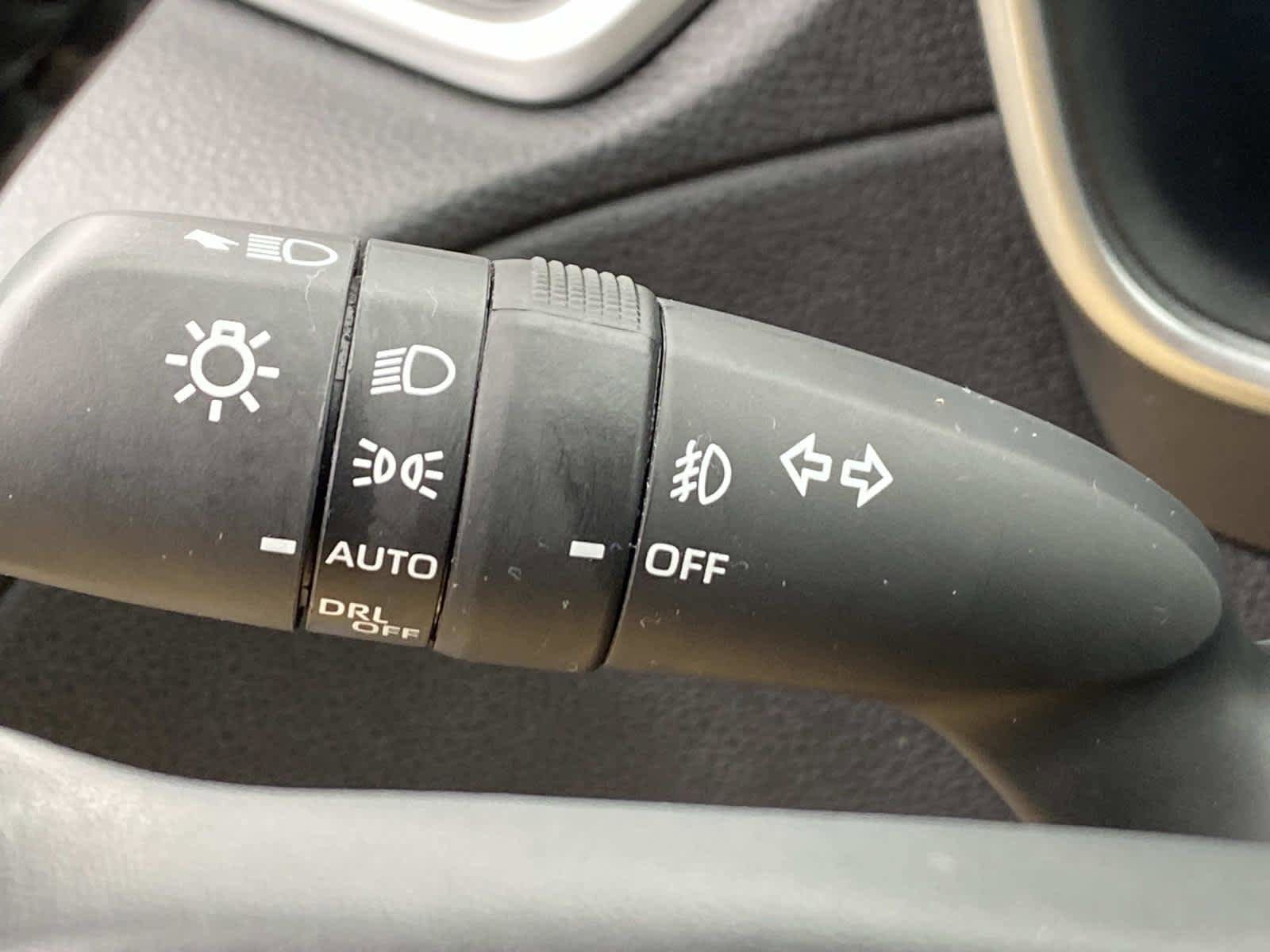 Used 2026 Toyota Corolla Cross XLE AWD/4WD image 19