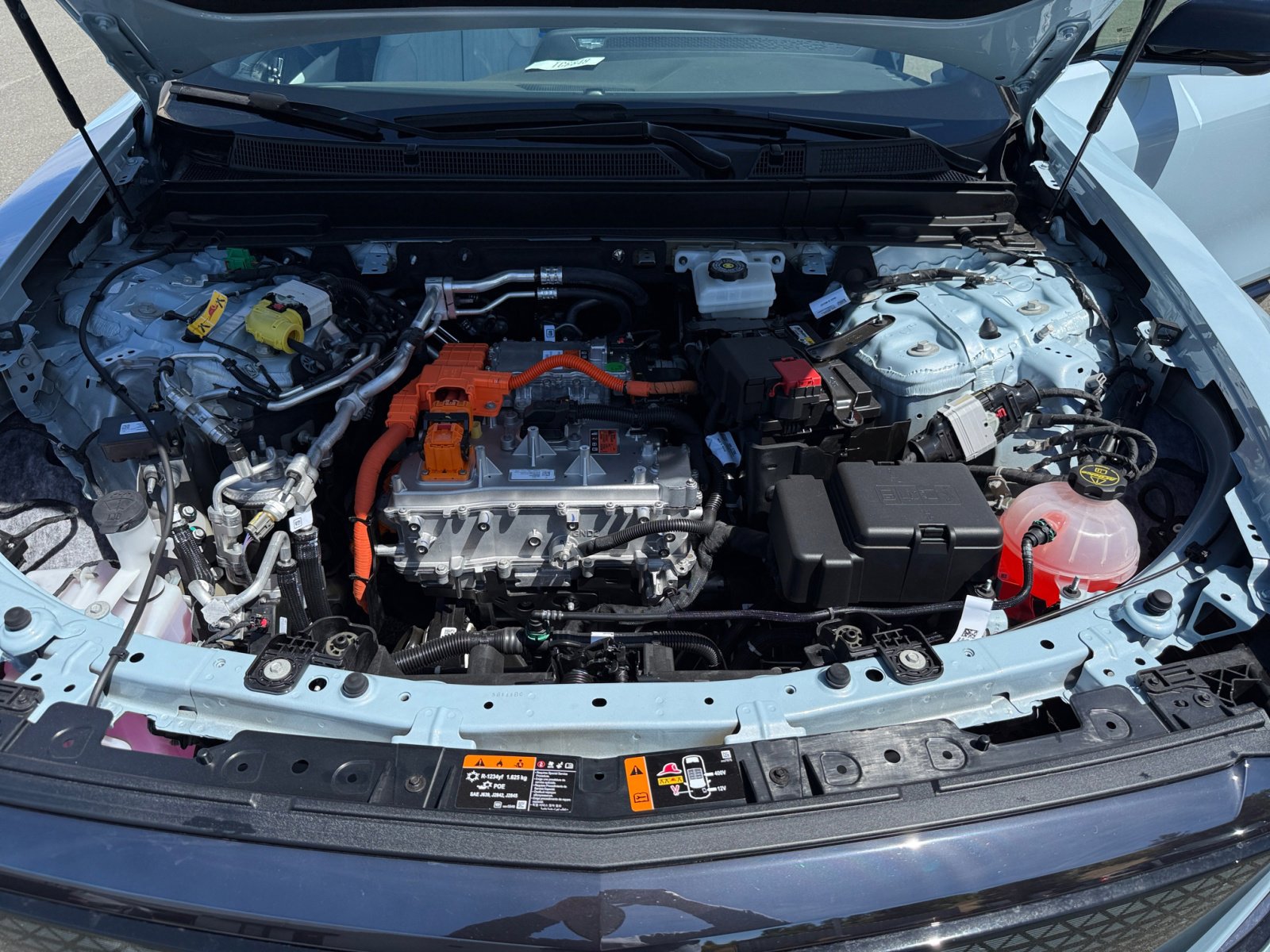 New 2025 Cadillac Lyriq Sport image 20