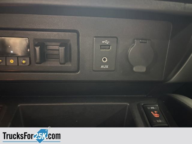 Used 2018 Nissan Titan PRO-4X image 25