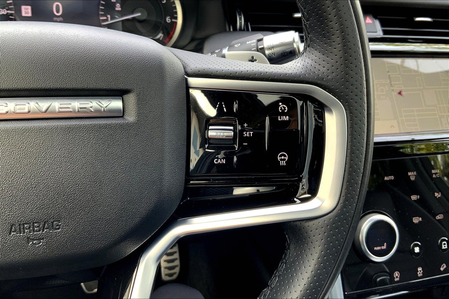 Certified 2022 Land Rover Discovery Sport S R-Dynamic AWD/4WD image 24