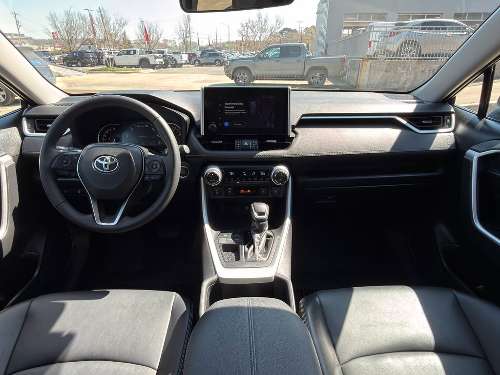 Used 2023 Toyota RAV4 XLE Premium image 12